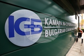 Камара на строителите в България - паметник на Кольо Фичето