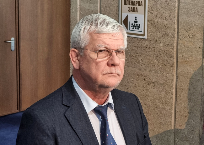 Абсолютно всичко по закон и по регламент е изпълнено, заяви Кирил Вътев относно поредния протест на животновъди и оранжерийни производители