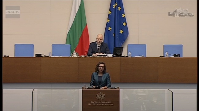 Маргарита Генчева: Според нас целта на сглобката е разпределяне на постове и усвояване на милиарди от НЗОК, а не грижа за пациентите 