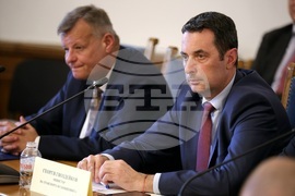 Парламент -  Комисия по транспорт и съобщения - заседание