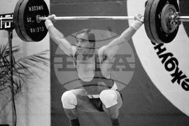 Янко Русев, състезател и треньор по вдигане на тежести