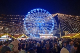 Румъния - коледен базар - откриване