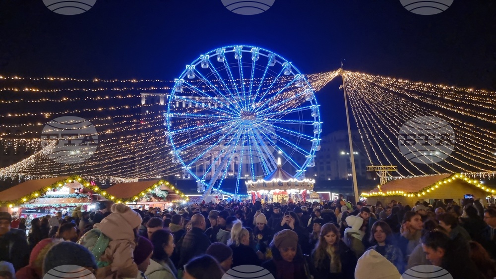 Румъния - коледен базар - откриване