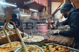 Румъния - коледен базар - откриване