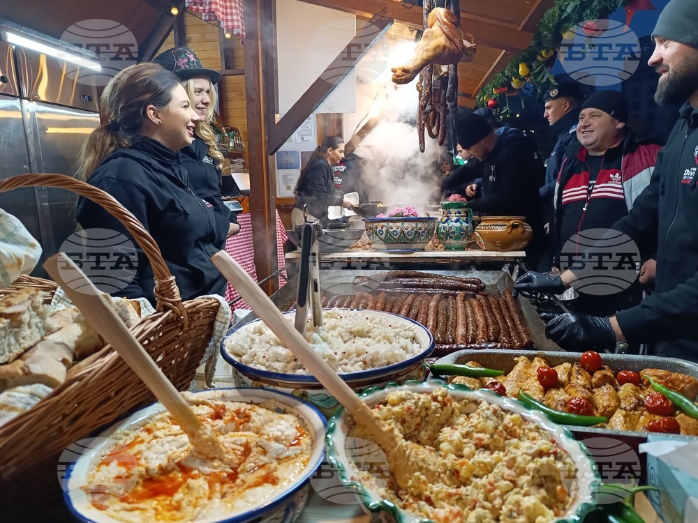 Румъния - коледен базар - откриване