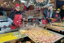 Румъния - коледен базар - откриване