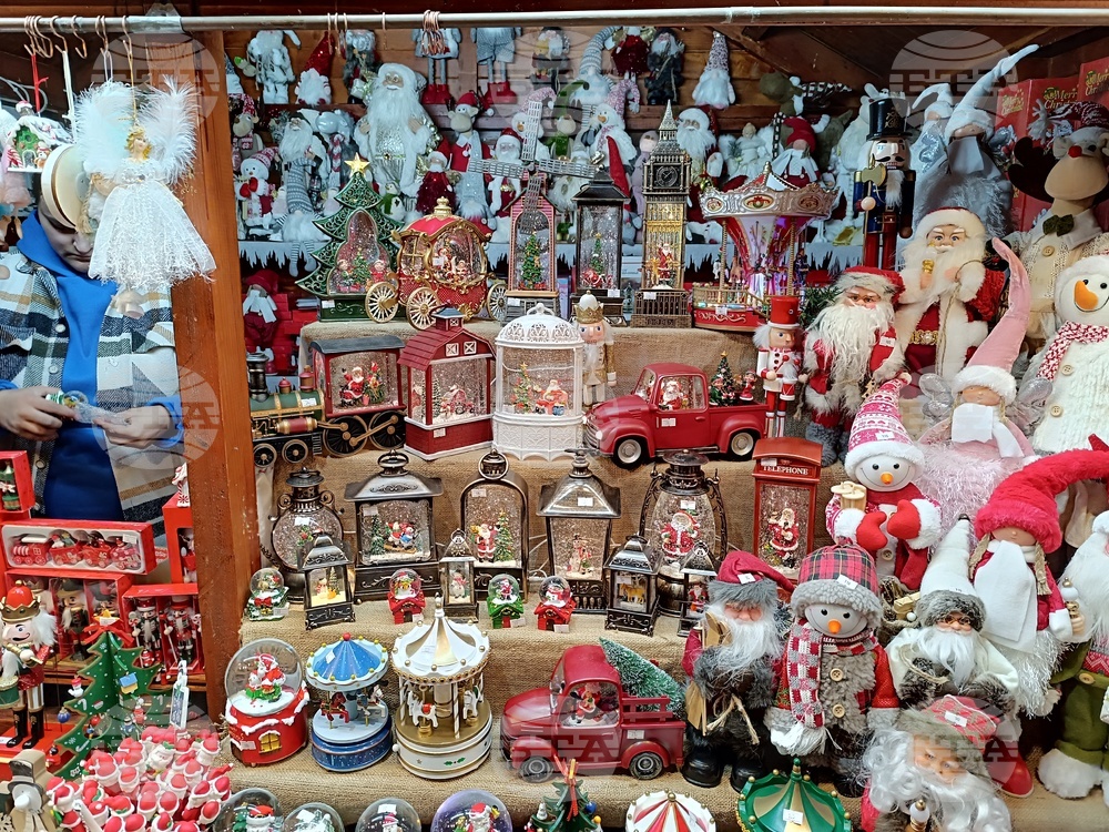 Румъния - коледен базар - откриване