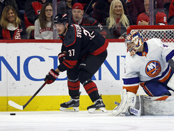 Islanders Hurricanes Hockey