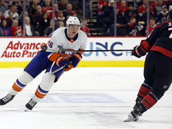 Islanders Hurricanes Hockey
