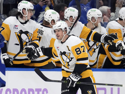 Penguins Lightning Hockey