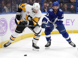 Penguins Lightning Hockey