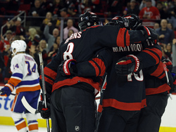 Islanders Hurricanes Hockey
