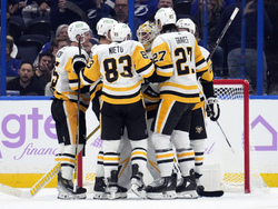 Penguins Lightning Hockey