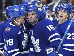 Kraken Maple Leafs Hockey