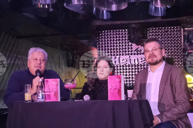 Камелия Панайотова - премиера на романа „Ане”