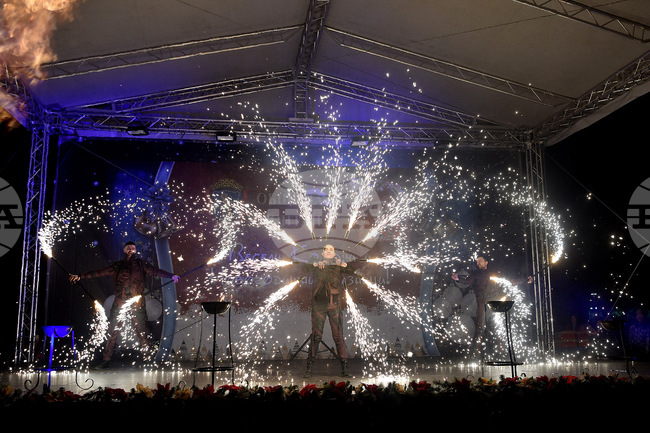 Светлините на коледната елха в Монтана ще бъдат запалени на 27 ноември, ще има концерт и 3D мапинг