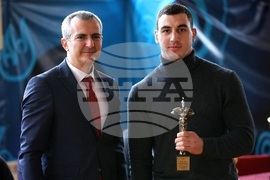 Българска Федерация по Борба - награди