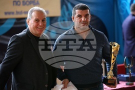 Българска Федерация по Борба - награди