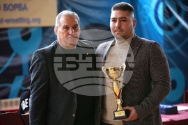 Българска Федерация по Борба - награди