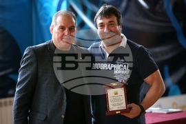 Българска Федерация по Борба - награди