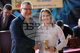 Българска Федерация по Борба - награди