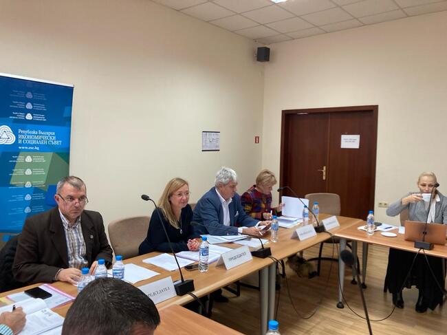 ИСС със становище на тема „Преглед на националната система за осигуряване на здравословни и безопасни условия на труд в България“