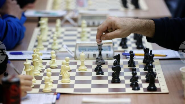 Международната федерация по шахмат е изпратила писмо до ММС, в което предупреждава за възможно изваждане на българските състезатели
