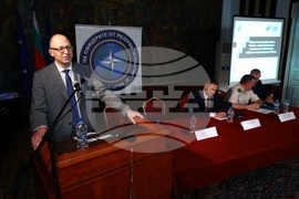 Конференция -  „100 дни пълномащабна война в Украйна – предизвикателства и перспективи за стабилността, отбраната и мира в региона и Европа. Съвременни тенденции в развитието на военните конфликти и отбранителните способности“