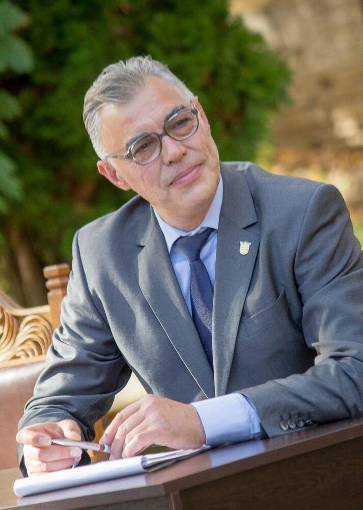 НАПОС-РБ: Председателят на Общинския съвет в Дряново пожела да работи 4 часа на ден с възнаграждение 45 % от заплатата на кмета
