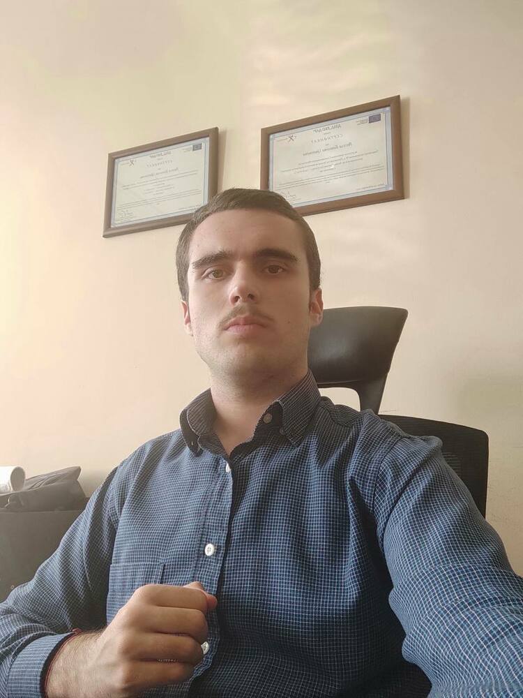 Второкурсникът Кирил Миланов от Русенския университет спечели конкурса на екоминистерството „Зелена подкрепа за устойчиво бъдеще 2023 г."