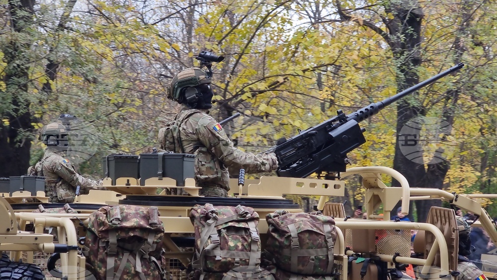 Румъния - военен парад - празник