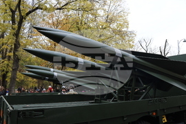 Румъния - военен парад - празник