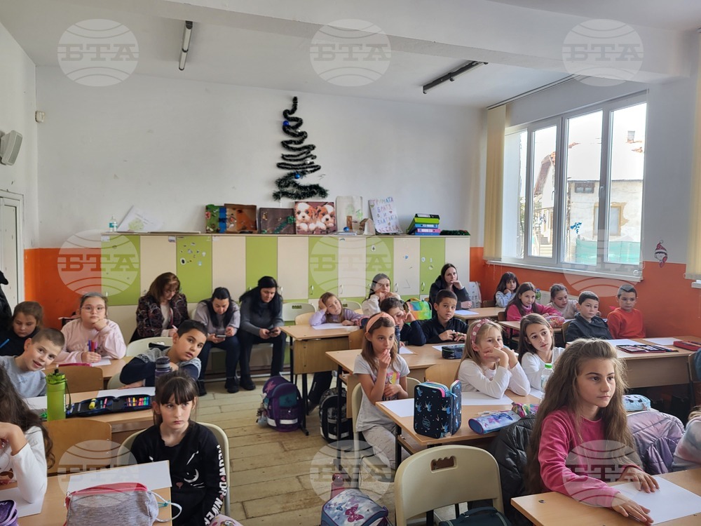 Самоков - илюстратор - среща - ОУ "Св. св. Кирил и Методий"
