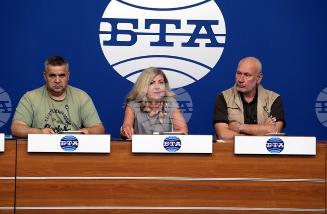 Меморандум на Национален кръг "За Македония" до депутатите от Европейския парламент