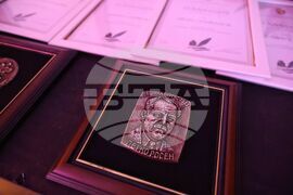 Бургас - Годишни литературни награди