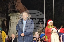 Плевен - коледна елха - светлини