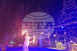 Стара Загора - коледна елха - светлини