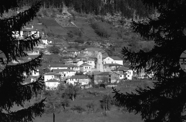 Село Солища̀