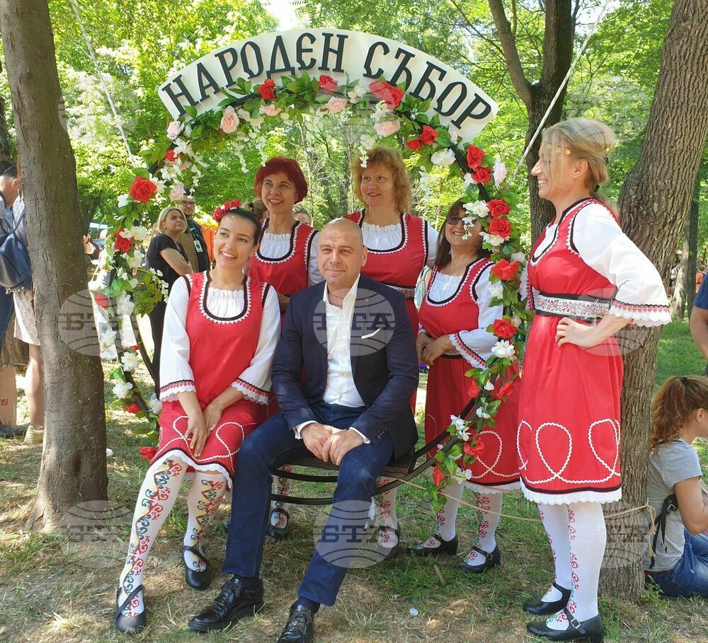 Ансамбъл "Тракия" открива тази вечер традиционния събор "Народен събор - Пловдив"