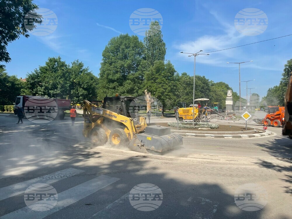 Във Видин започна полагането на асфалт на ключови места