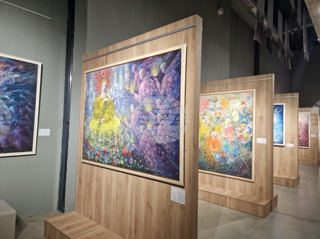 Петрич - изложбата „Завръщане“