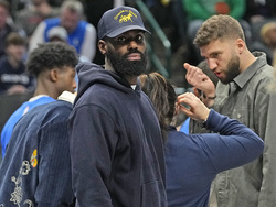Thunder Mavericks Basketball
