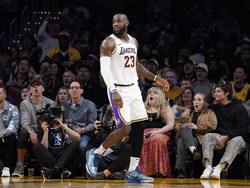 Rockets Lakers Basketball