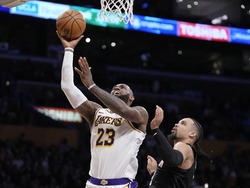 Rockets Lakers Basketball