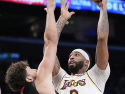 Rockets Lakers Basketball