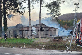 Търговище - пожар - крайпътно заведение 