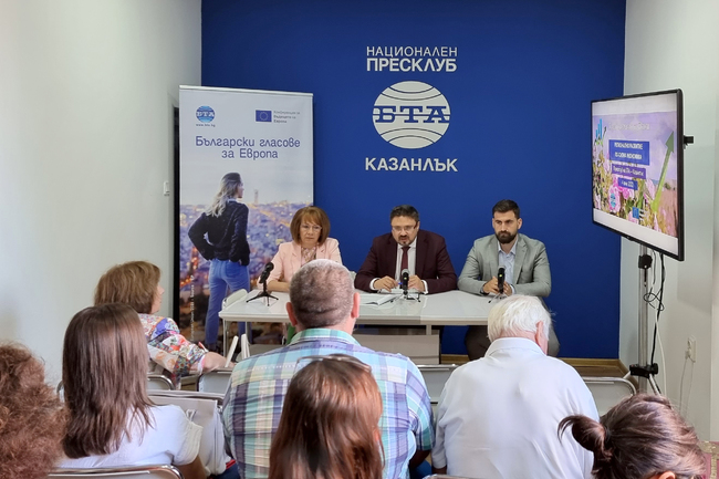 Важно е да работим заедно като региони, за да се допълваме в силните и слабите си черти, каза кметът на Казанлък