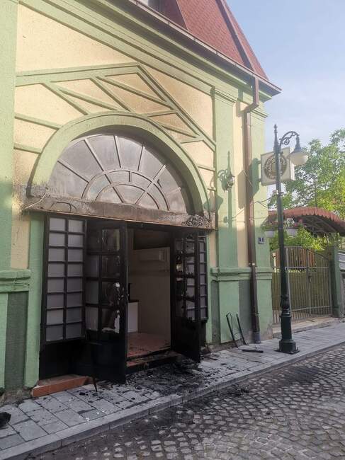 Джамбазки за опожаряването на КЦ „Иван Михайлов“ в Битоля: Чудовищна гавра! Няма да пуснем Македония в ЕС!