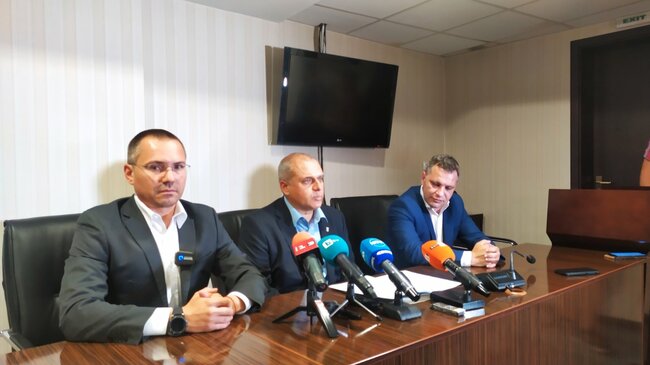 ВМРО: Смяна на системата чрез радикална конституционна промяна и свикване на Велико народно събрание