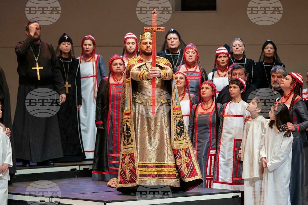 Русенската опера представя спектакъла "Лето 893" в Стара Загора